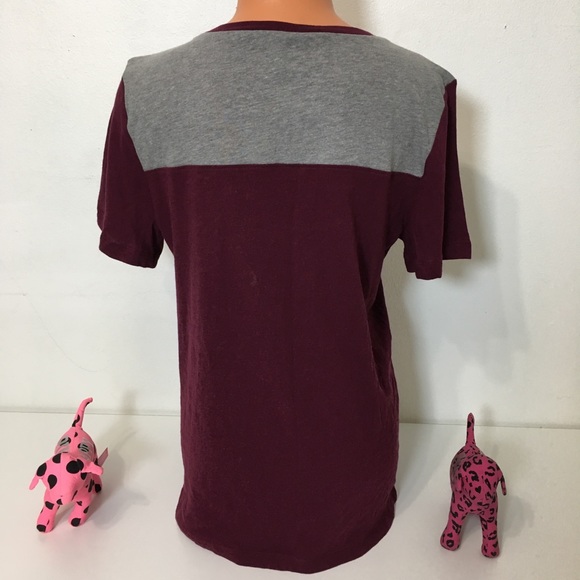 🚫SOLD🚫NEW PINK VS BLING LOGO SHORT SLEEVE SHIRT - Picture 4 of 4